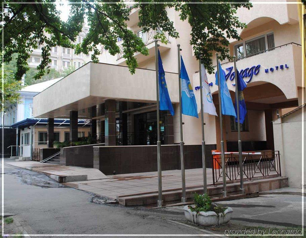 Voyage Hotel Almaty Exteriér fotografie
